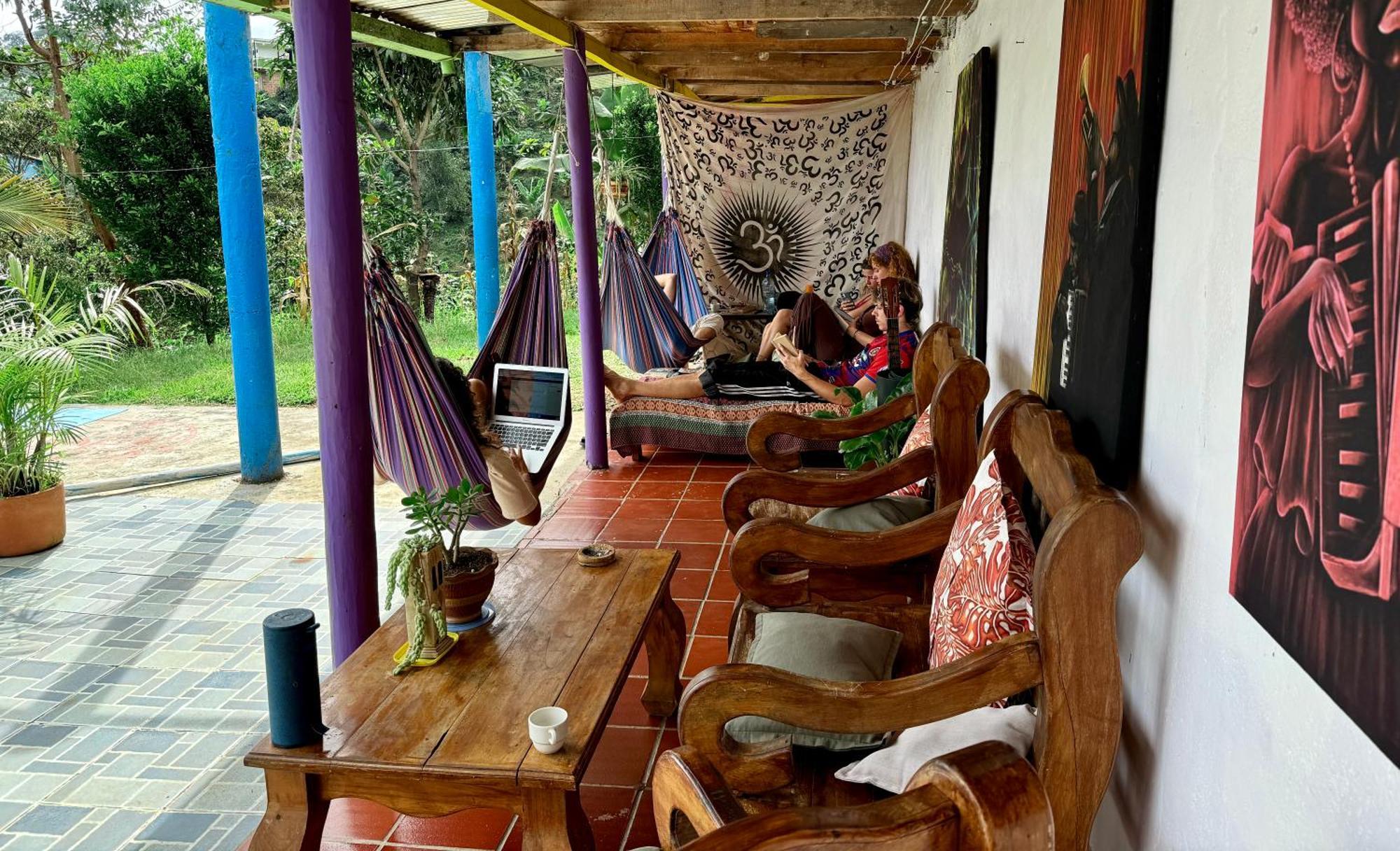 Hotel Ayahuasca Casa Artistica Jardín Exterior foto